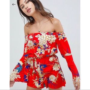 Floral Off shoulder romper w/tie waist